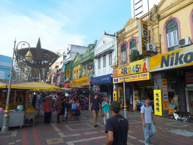 Der alte Markt entwickelte sich zu einem Touristenmarkt.